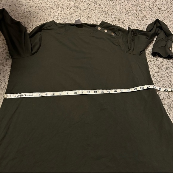 Chico’s Dark Green Touch of Cool Hardware Tunic Size XL - Picture 12 of 13